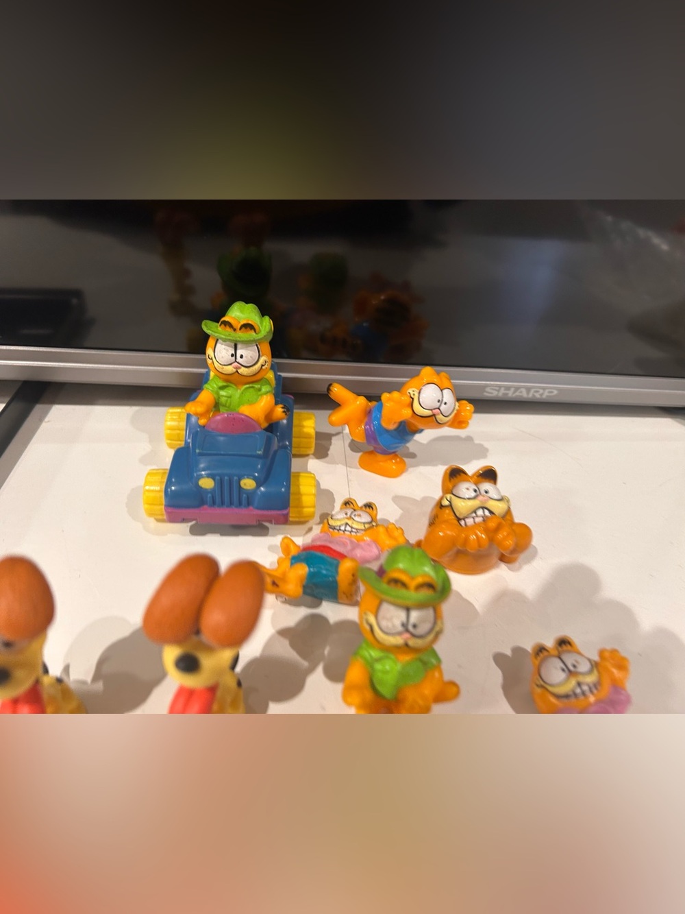 Garfield bundle - Picture 3 of 4